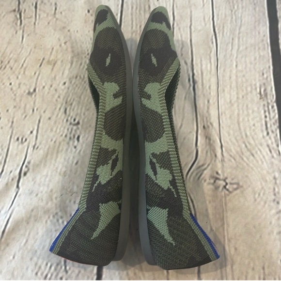 Rothy's Green Camouflage Pointed Toe Flats Size 8- EUC - Picture 5 of 8
